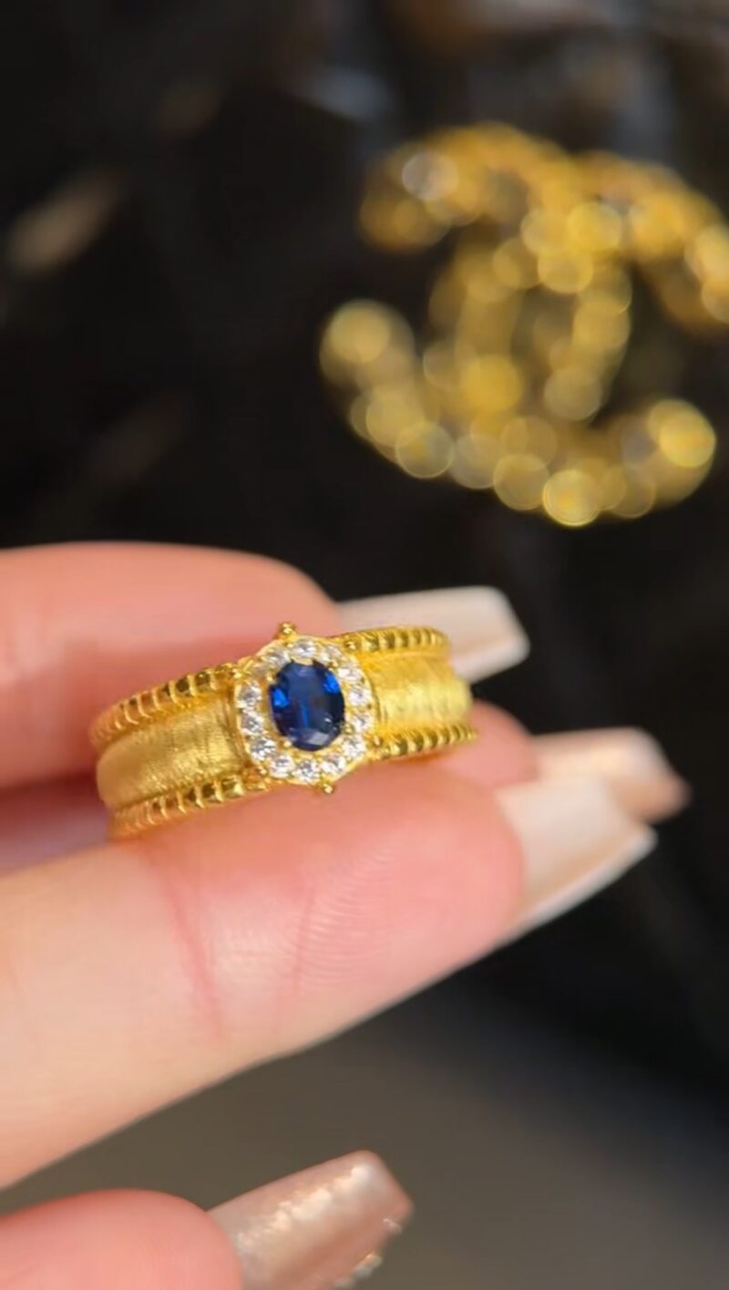 Gold ring