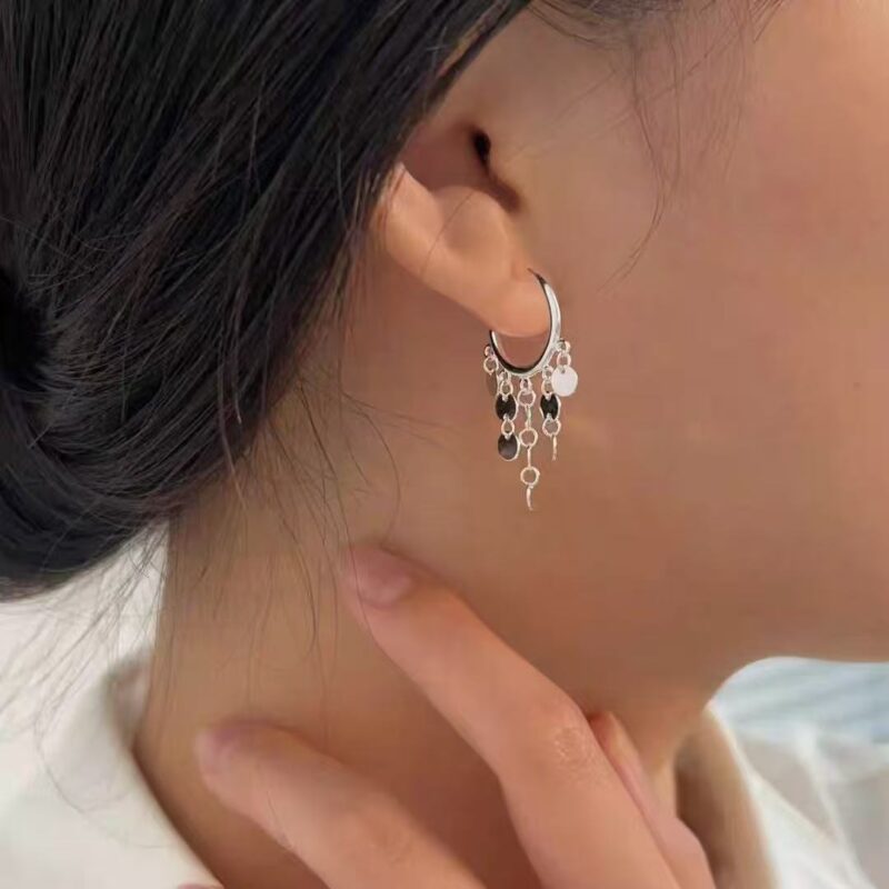 Flow speed disc ear buckle temperament round glossy sequin ear ring style heart-shaped earrings long style make your face look thin - Image 4