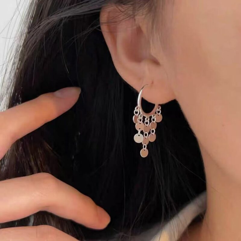 Flow speed disc ear buckle temperament round glossy sequin ear ring style heart-shaped earrings long style make your face look thin - Image 3